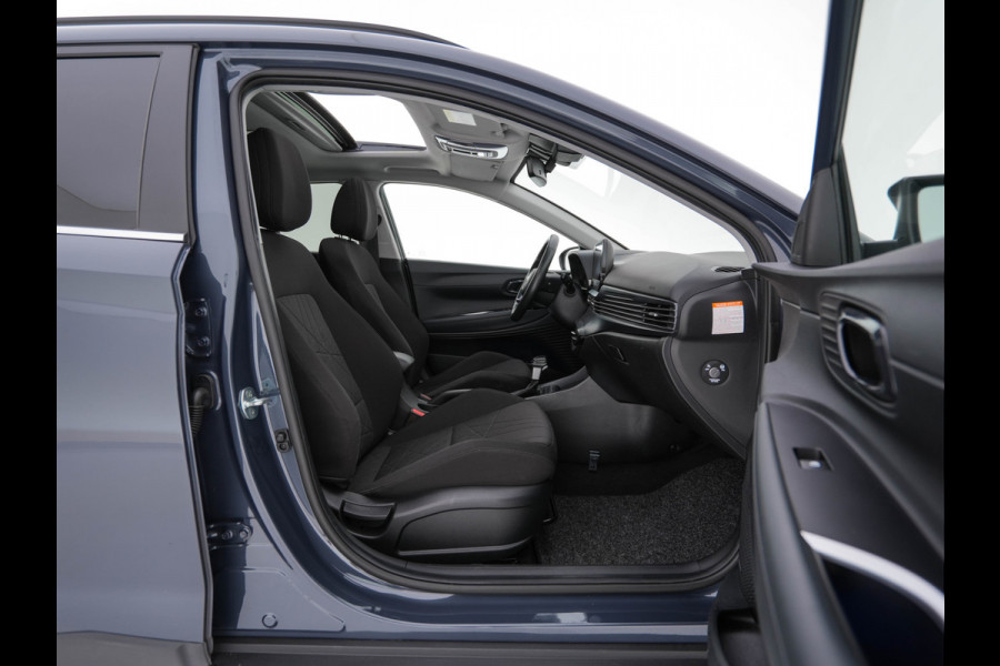 Hyundai Bayon 1.0 T-GDI Premium Sky (INCL.BTW) *PANO | ADAPTIVE-CRUISE | FULL-LED | BOSE-SOUND | BLINDSPOT | DIGI-COCKPIT | HEATED-SPORTSEATS | CAMERA | DAB | KEYLESS | PRIVACY-GLASS | 16''ALU | TOWBAR*