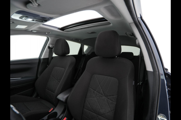 Hyundai Bayon 1.0 T-GDI Premium Sky (INCL.BTW) *PANO | ADAPTIVE-CRUISE | FULL-LED | BOSE-SOUND | BLINDSPOT | DIGI-COCKPIT | HEATED-SPORTSEATS | CAMERA | DAB | KEYLESS | PRIVACY-GLASS | 16''ALU | TOWBAR*