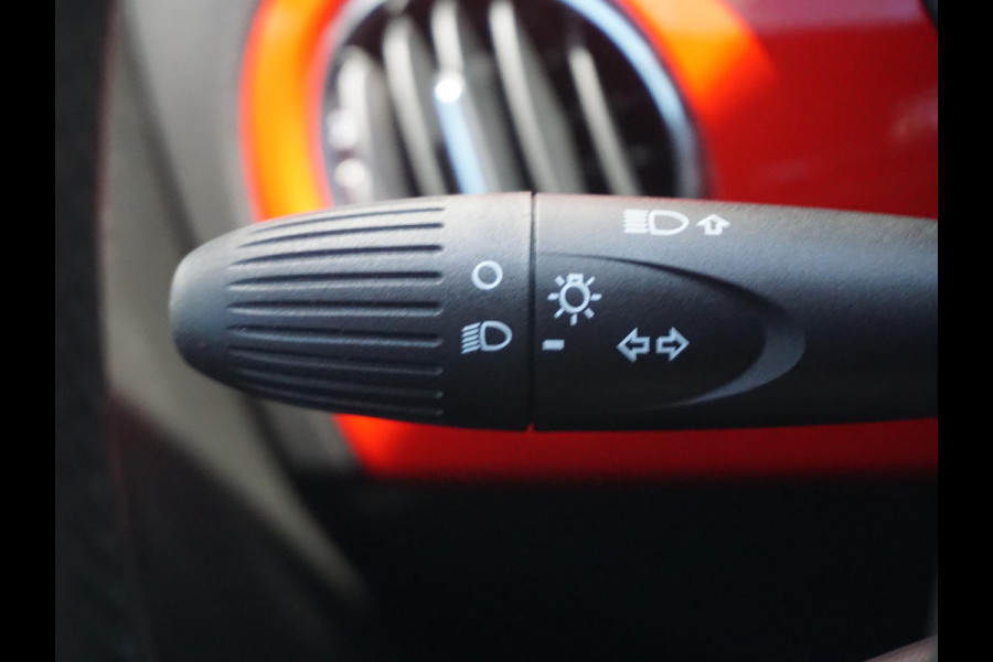 Fiat 500C 1.0 Hybrid RED