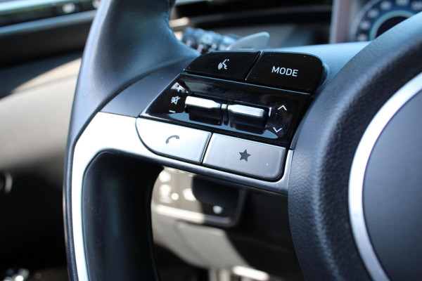 Hyundai Tucson 1.6 T-GDI PHEV Premium Sky 4WD 265pk | Panoramadak | Leder | Stoelverwarming | Achteruitrijcamera | Adaptive Cruise Control