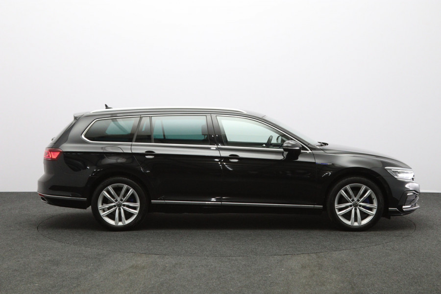 Volkswagen Passat Variant 1.4 TSI PHEV GTE 218 PK Business, 360 Camera, Memory, Matrix-LED