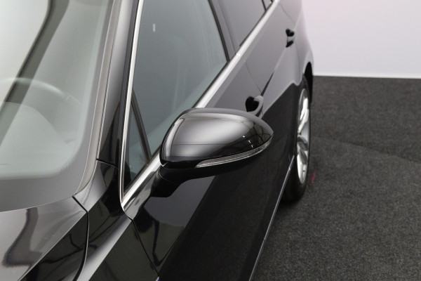 Volkswagen Passat Variant 1.4 TSI PHEV GTE 218 PK Business, 360 Camera, Memory, Matrix-LED