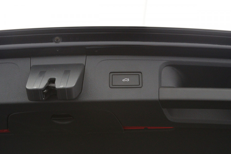 Volkswagen Passat Variant 1.4 TSI PHEV GTE 218 PK Business, 360 Camera, Memory, Matrix-LED