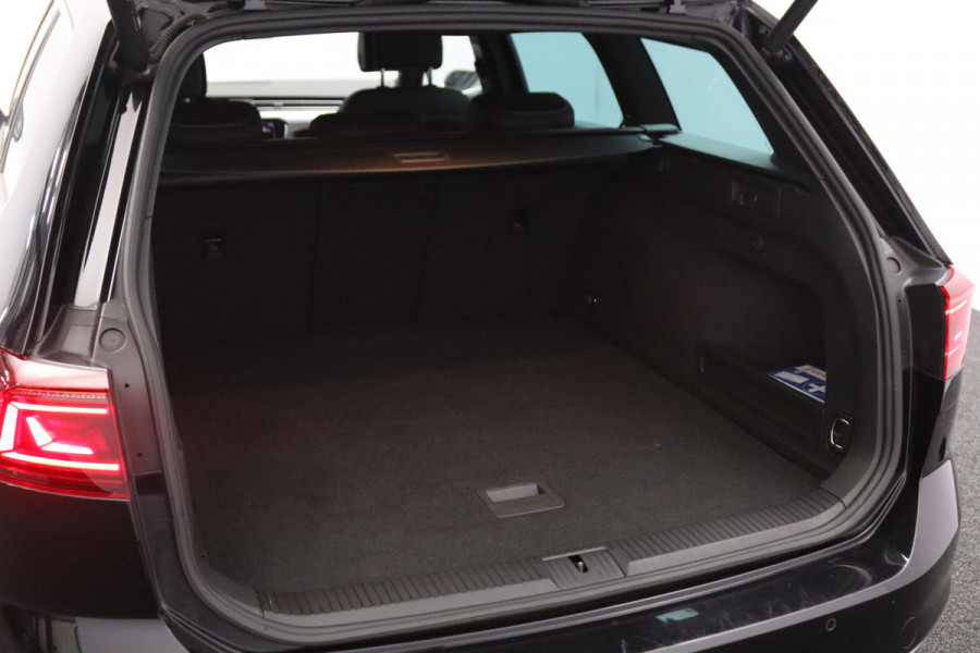 Volkswagen Passat Variant 1.4 TSI PHEV GTE 218 PK Business, 360 Camera, Memory, Matrix-LED