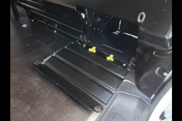 Peugeot e-Expert Long L3 75 kWh Xenon Stoelverwarming Airco Achteruitrijcamera