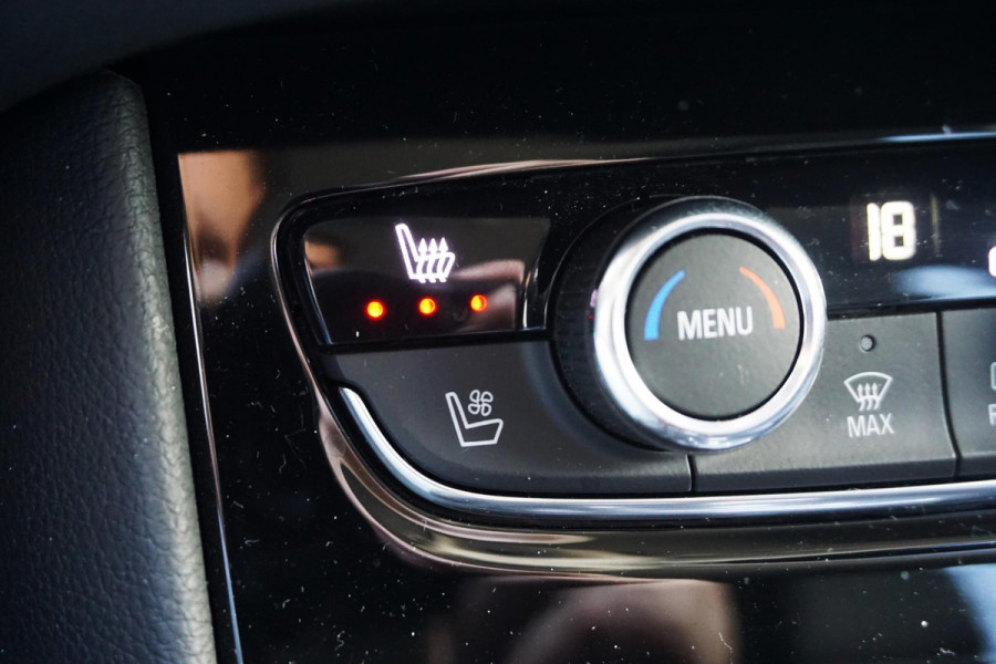 Opel Grandland X 1.6 Turbo 300PK Hybrid4 Ultimate|SOH100%|Trekhaak| Leer|Carplay.