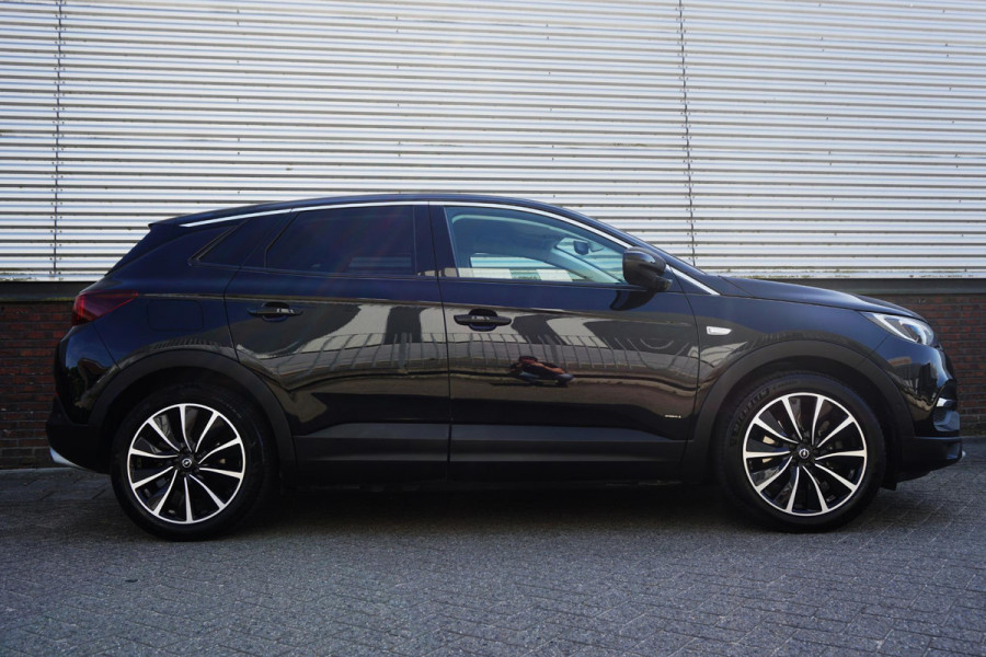 Opel Grandland X 1.6 Turbo 300PK Hybrid4 Ultimate|SOH100%|Trekhaak| Leer|Carplay.