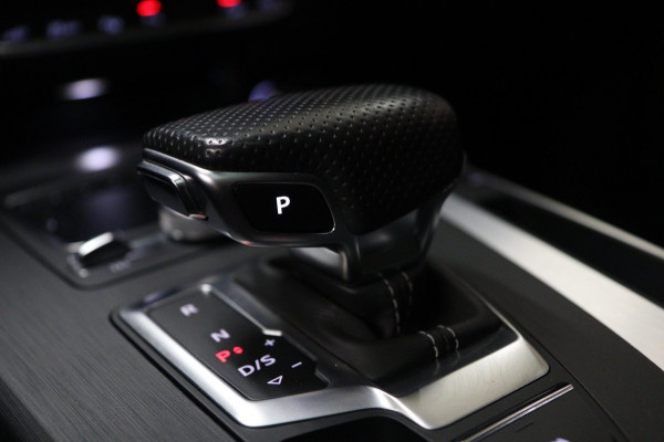 Audi Q5 55 TFSI e quattro Competition /PANO/SFEER/MASSAGE/360CAM/B&O/HUD/VOL