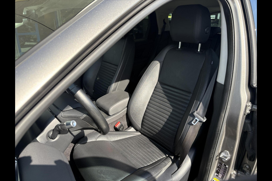 Land Rover Discovery Sport P300e 1.5 S | Trekhaak | Stoelverwarming | 360 Camera | Leder |