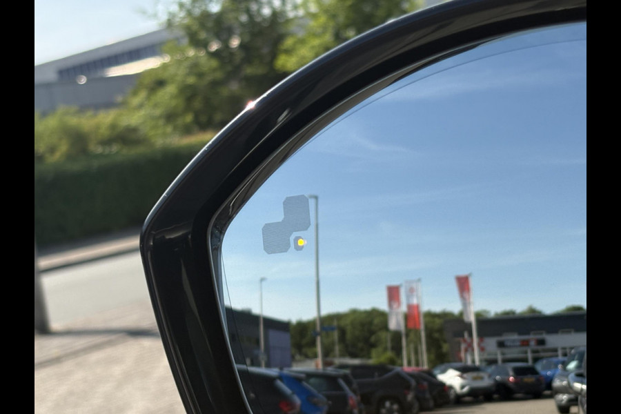 Land Rover Discovery Sport P300e 1.5 S | Trekhaak | Stoelverwarming | 360 Camera | Leder |