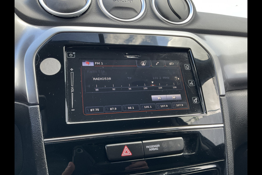 Suzuki Vitara 1.4 Boosterjet 140pk Select Automaat Hoge zit Stoelverw Navi Camera