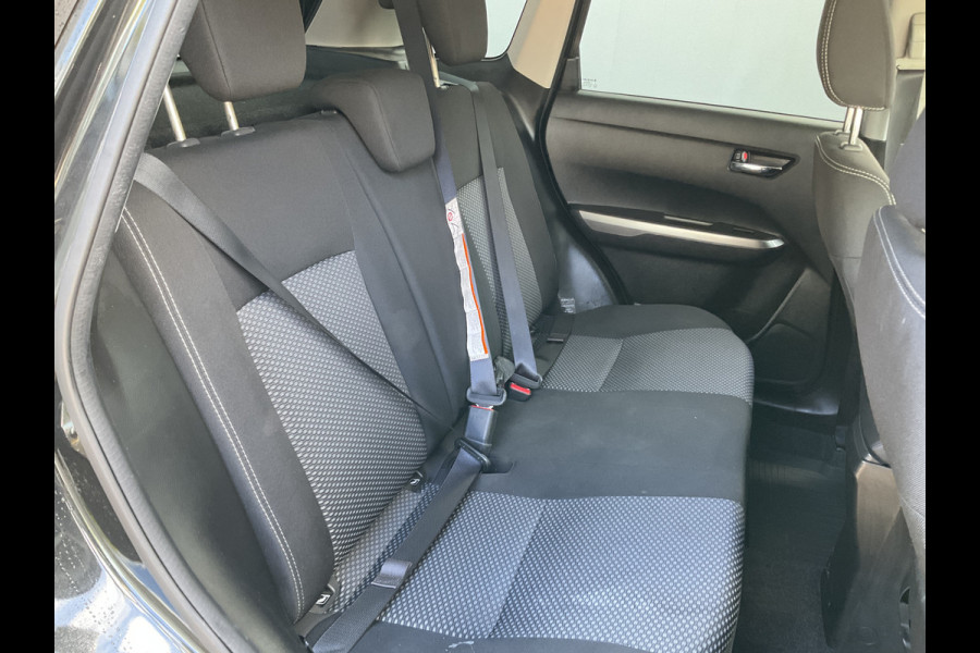 Suzuki Vitara 1.4 Boosterjet 140pk Select Automaat Hoge zit Stoelverw Navi Camera