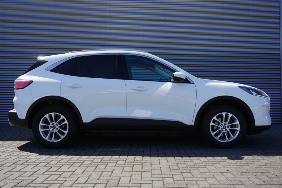 Ford Kuga 225PK PHEV Titanium | WINTERPACK | ADAPT CRUISE