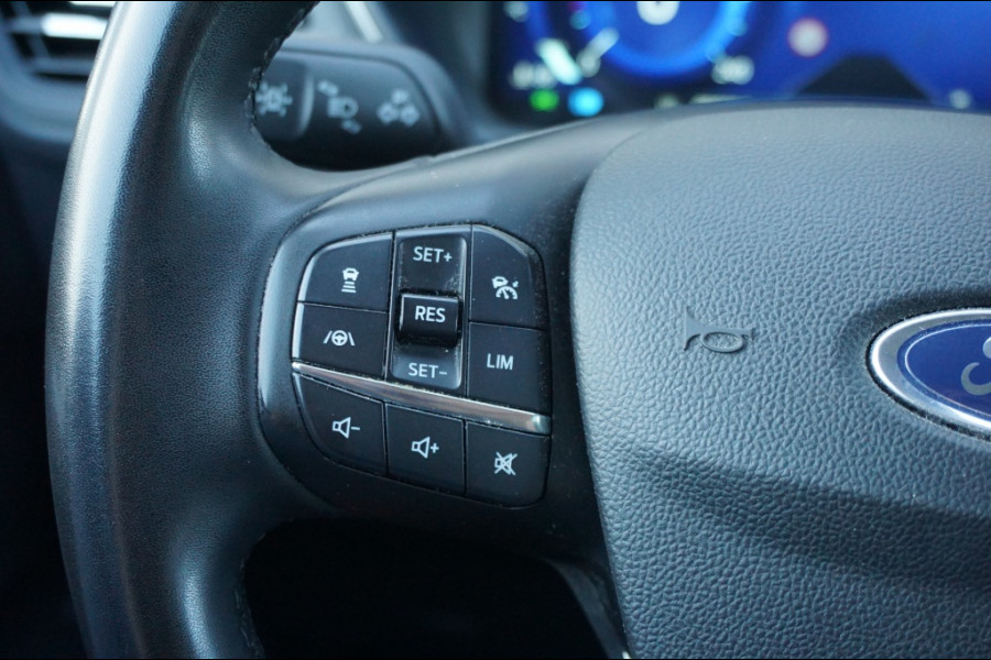 Ford Kuga 225PK PHEV Titanium | WINTERPACK | ADAPT CRUISE