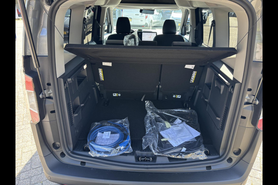 Ford E-Tourneo Courier Titanium 44 kWh | 136pk | Driver Assistance Pack incl. Navigatie | Trekhaak | Reservewiel | Ford Voorraad