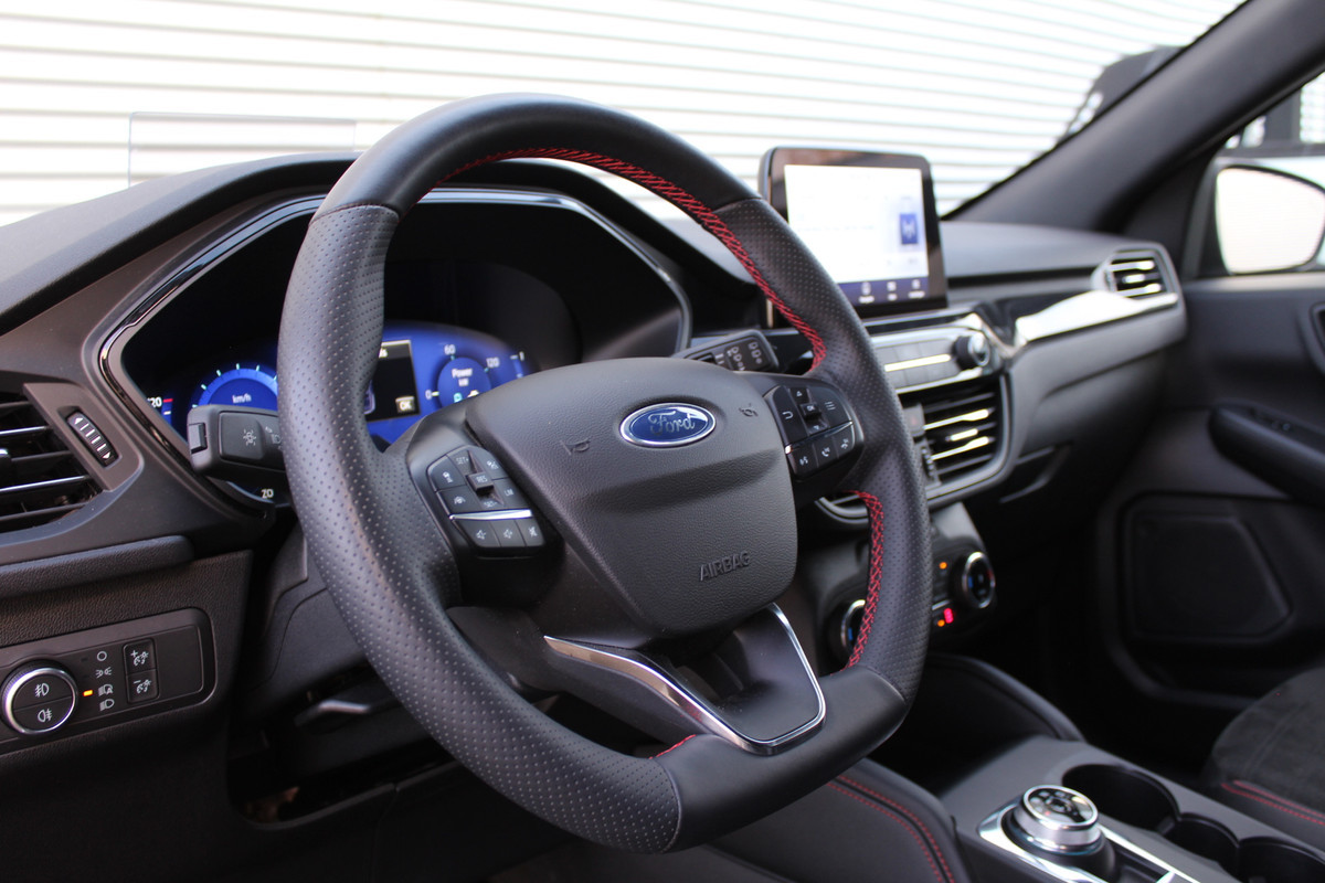 Ford Kuga 2.5 PHEV ST-Line X | Panoramadak | BLIS | B&O | Trekhaak