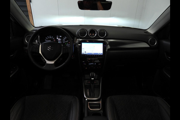 Suzuki Vitara 1.5 Hybrid Style NAVI/CAMERA/SCHUIFDAK/LED/17"LMV!