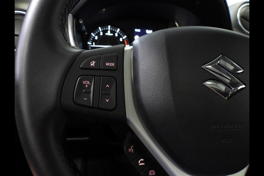 Suzuki Vitara 1.5 Hybrid Style NAVI/CAMERA/SCHUIFDAK/LED/17"LMV!