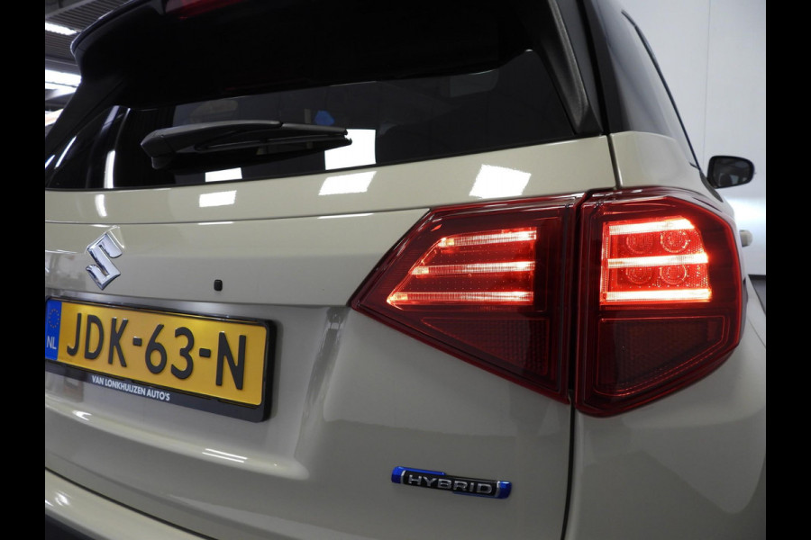 Suzuki Vitara 1.5 Hybrid Style NAVI/CAMERA/SCHUIFDAK/LED/17"LMV!