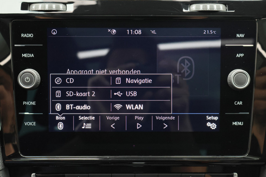 Volkswagen Golf Variant 1.5 TSI Highline Business R Panoramadak, LED, Camera, Virtual Cockpit, Trekhaak