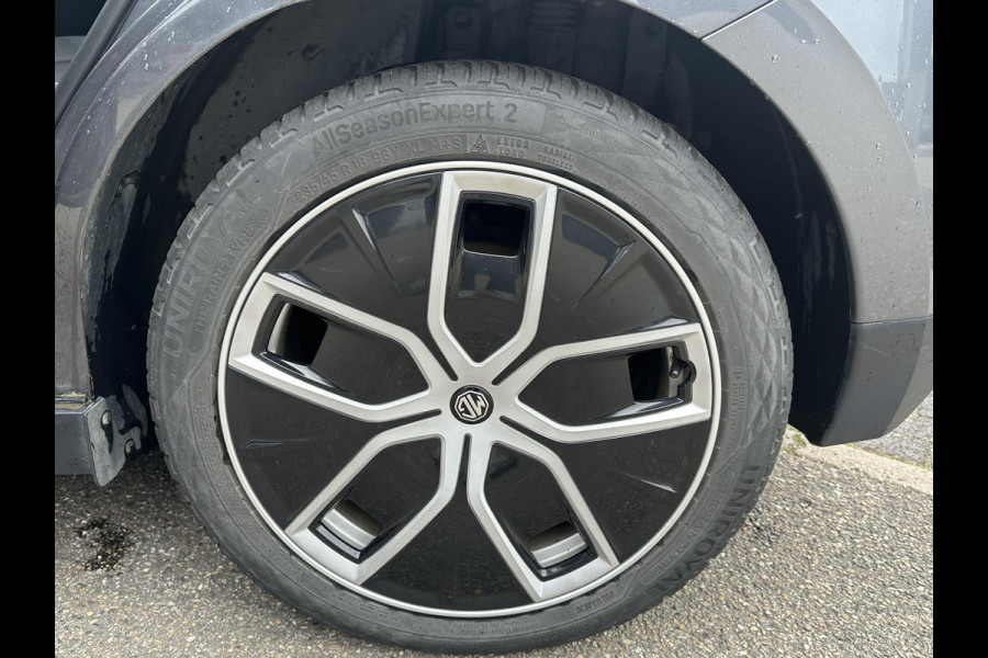MG MG 4 Electric Luxery SOH 96%|360 CAMERA| 7 JAAR MG GARANTIE T/M 06-2031| ELEK. STOEL| DODE HOEK SENSOR| STOEL + STUURVERWARMING| ADAPTIVE CRUISE CONTROL