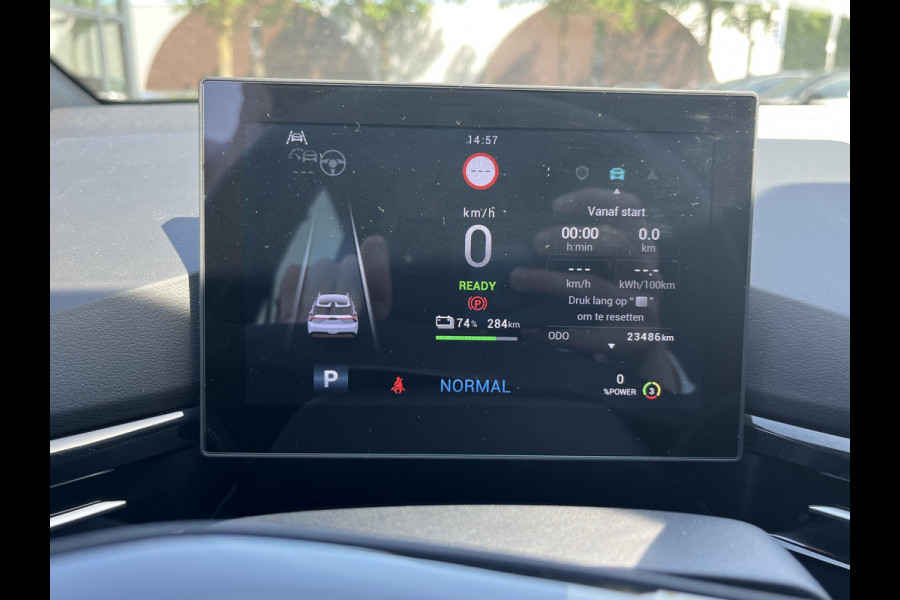 MG MG 4 Electric Luxery SOH 96%|360 CAMERA| 7 JAAR MG GARANTIE T/M 06-2031| ELEK. STOEL| DODE HOEK SENSOR| STOEL + STUURVERWARMING| ADAPTIVE CRUISE CONTROL