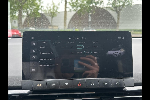 MG MG 4 Electric Luxery SOH 96%|360 CAMERA| 7 JAAR MG GARANTIE T/M 06-2031| ELEK. STOEL| DODE HOEK SENSOR| STOEL + STUURVERWARMING| ADAPTIVE CRUISE CONTROL