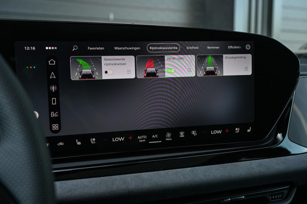 Audi A6 Avant 2.0 e-hybrid quattro S edition Competition | 5 Jaar garantie | Achterasbesturing | B&O | Carbon inleg | Stoelventilatie en Massage | Luchtvering | Panoramadak | Soft close | Keyless | Head-up | 360 camera | Passagiers Display |