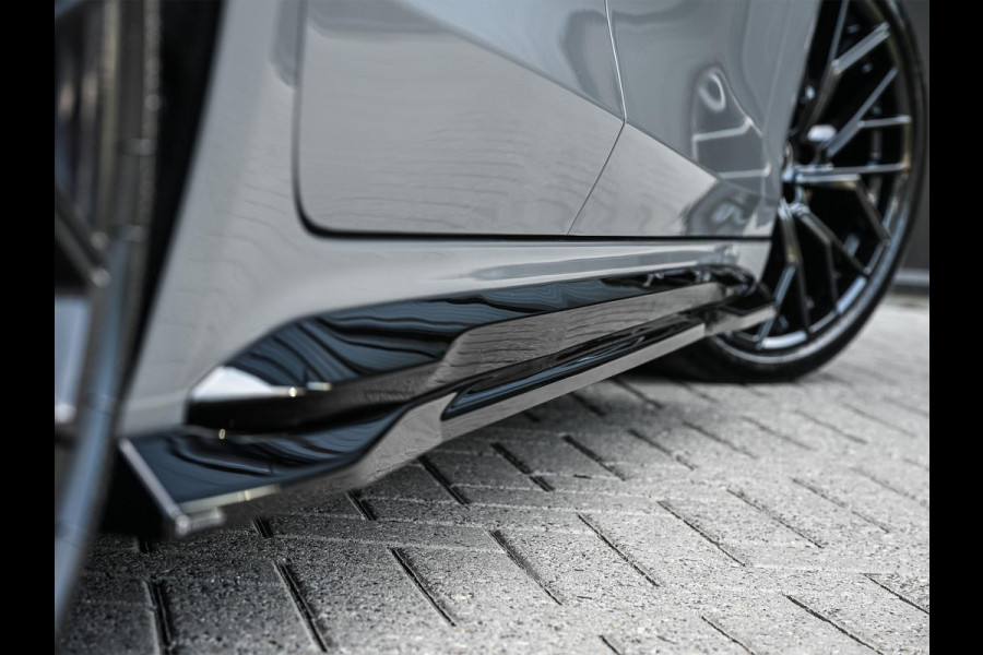 Audi A6 Avant 2.0 e-hybrid quattro S edition Competition | 5 Jaar garantie | Achterasbesturing | B&O | Carbon inleg | Stoelventilatie en Massage | Luchtvering | Panoramadak | Soft close | Keyless | Head-up | 360 camera | Passagiers Display |