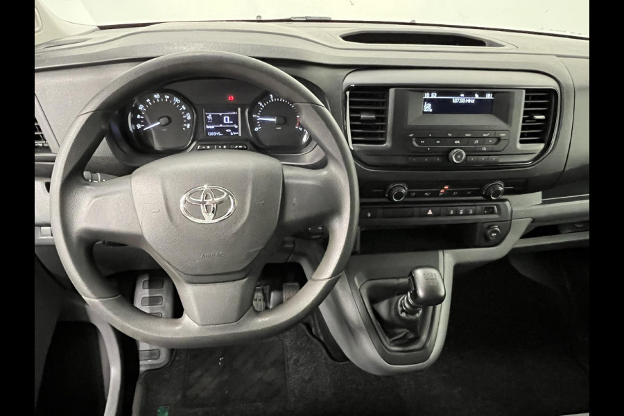 Toyota Proace Shuttle 1.5 D-4D Cool Comfort Long 9persoons PERSONENBUS Airco Cruise Control Trekhaak Incl. BTW / Incl. BPM