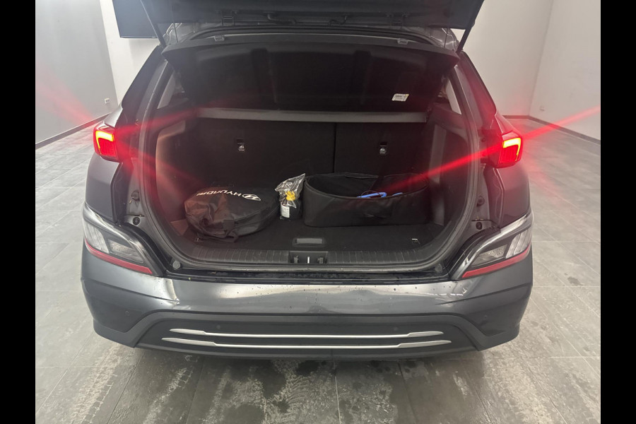 Hyundai Kona EV Fashion 64 kWh 126.200 KM | SOH 95% | WORDT VERWACHT!