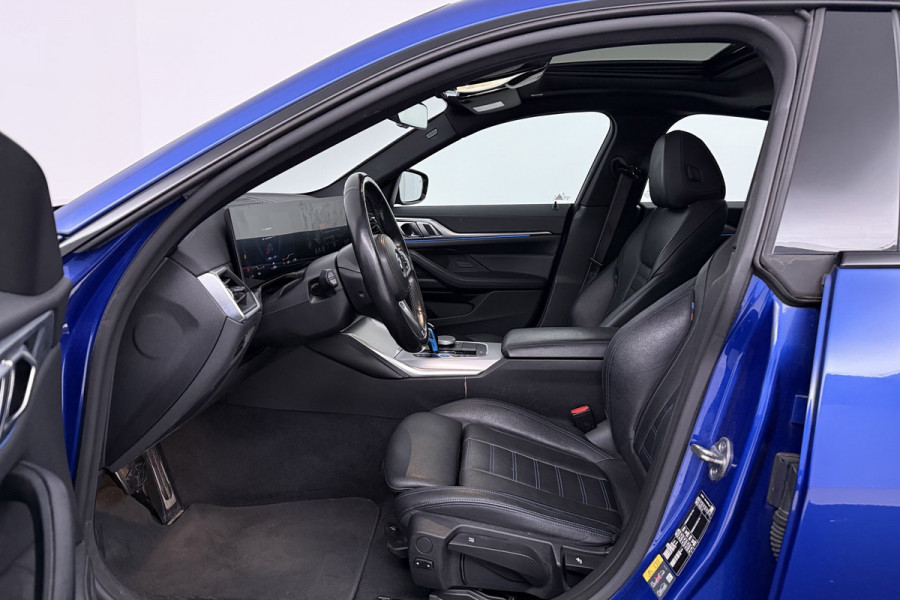 BMW i4 EDrive40 High Executive 84 kWh M-pakket( 1e Eig, Dealer OndH, Panorama, 360 Camera, Addpt Cruise, StoelV, Etc)
