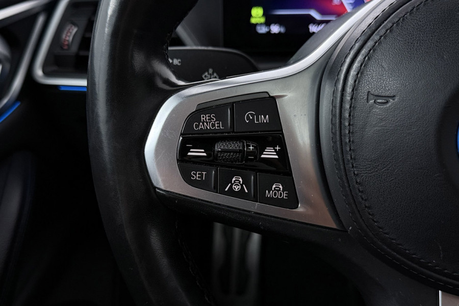 BMW i4 EDrive40 High Executive 84 kWh M-pakket( 1e Eig, Dealer OndH, Panorama, 360 Camera, Addpt Cruise, StoelV, Etc)