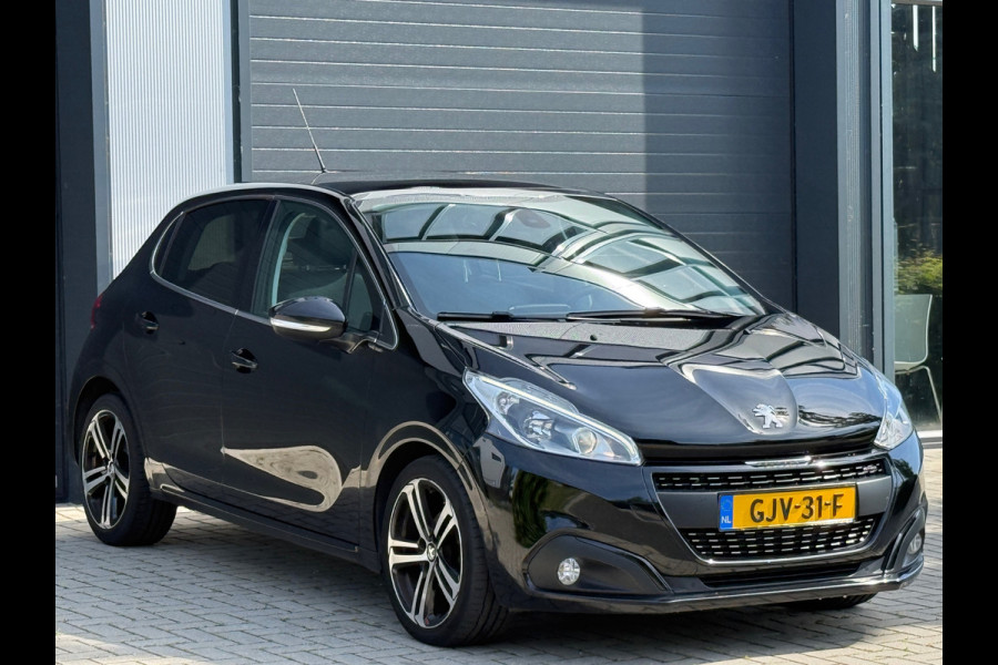 Peugeot 208 1.2 PureTech GT-Line / AUTOMAAT / PANORAMA / CAM