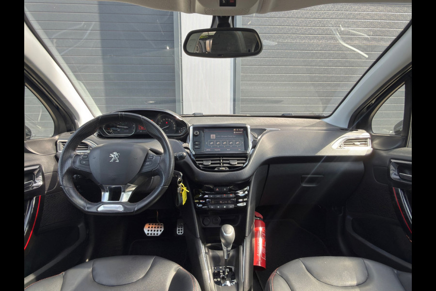 Peugeot 208 1.2 PureTech GT-Line / AUTOMAAT / PANORAMA / CAM
