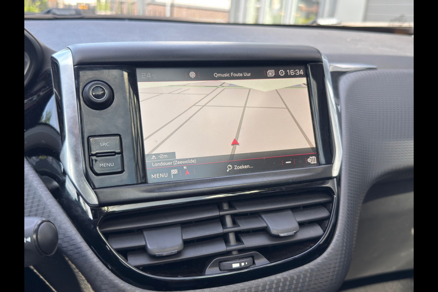 Peugeot 208 1.2 PureTech GT-Line / AUTOMAAT / PANORAMA / CAM