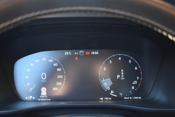 Volvo XC40 2.0 T4 R-Design Camera Pilot ACC Bliss Standkachel