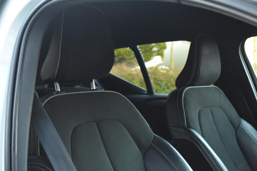 Volvo XC40 2.0 T4 R-Design Camera Pilot ACC Bliss Standkachel