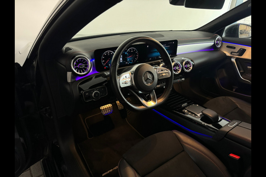 Mercedes-Benz CLA-Klasse 180 Premium+ AMG Pano|Memory|Sfeer