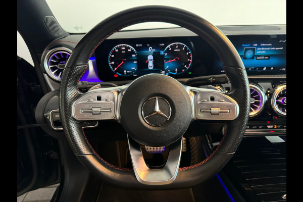 Mercedes-Benz CLA-Klasse 180 Premium+ AMG Pano|Memory|Sfeer