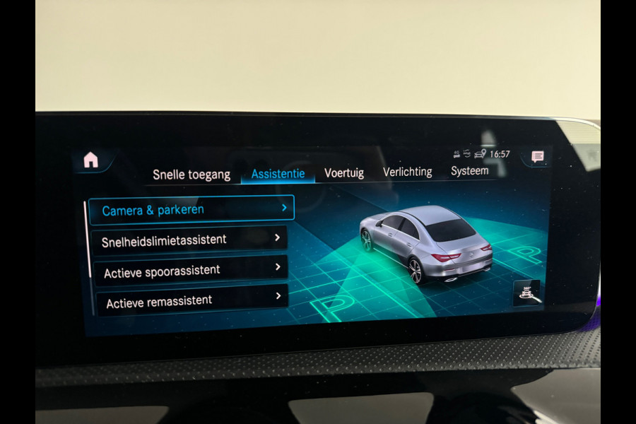 Mercedes-Benz CLA-Klasse 180 Premium+ AMG Pano|Memory|Sfeer