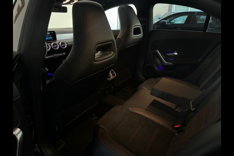 Mercedes-Benz CLA-Klasse 180 Premium+ AMG Pano|Memory|Sfeer