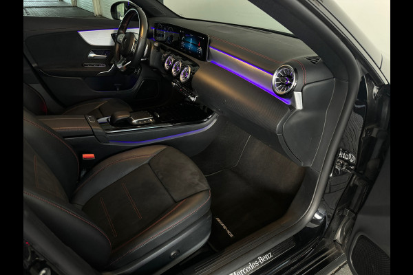 Mercedes-Benz CLA-Klasse 180 Premium+ AMG Pano|Memory|Sfeer