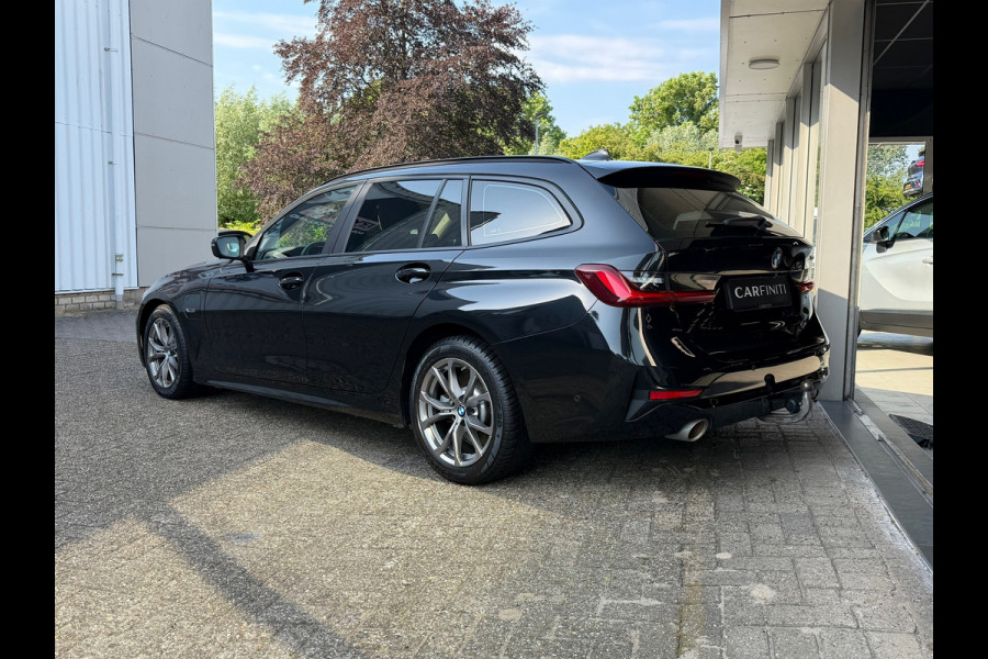 BMW 3 Serie Touring 330e 293 Pk | Voll Leder | Navigatie | Camera | Cruise | Clima | Trekhaak.
