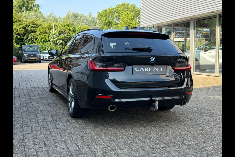 BMW 3 Serie Touring 330e 293 Pk | Voll Leder | Navigatie | Camera | Cruise | Clima | Trekhaak.