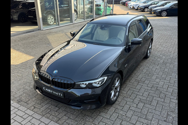 BMW 3 Serie Touring 330e 293 Pk | Voll Leder | Navigatie | Camera | Cruise | Clima | Trekhaak.
