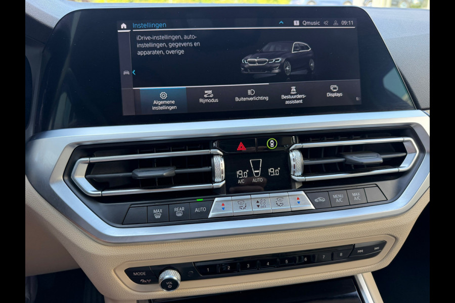 BMW 3 Serie Touring 330e 293 Pk | Voll Leder | Navigatie | Camera | Cruise | Clima | Trekhaak.