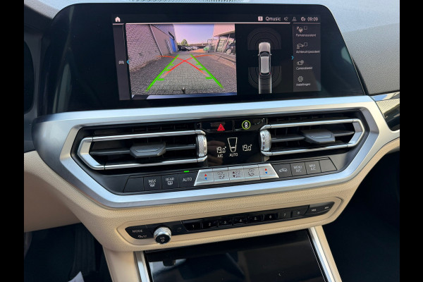 BMW 3 Serie Touring 330e 293 Pk | Voll Leder | Navigatie | Camera | Cruise | Clima | Trekhaak.