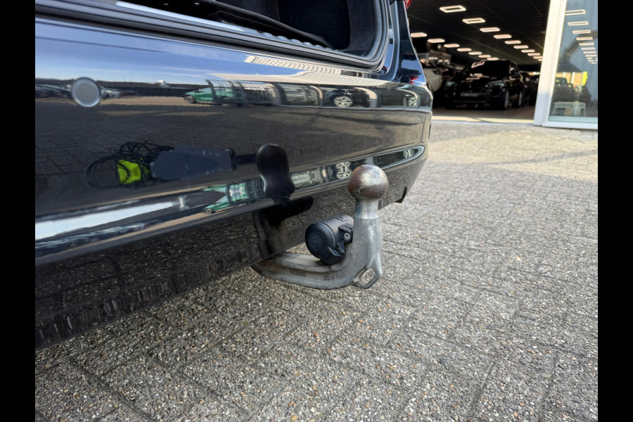 BMW 3 Serie Touring 330e 293 Pk | Voll Leder | Navigatie | Camera | Cruise | Clima | Trekhaak.