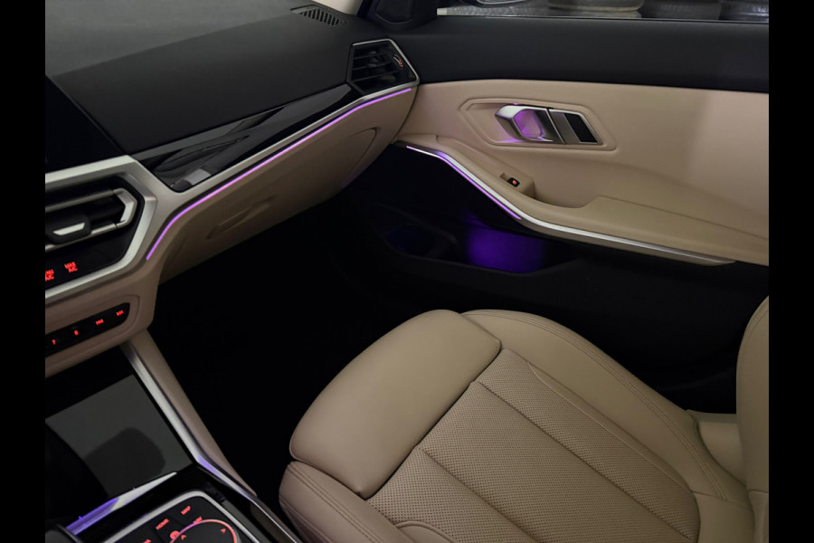 BMW 3 Serie Touring 330e 293 Pk | Voll Leder | Navigatie | Camera | Cruise | Clima | Trekhaak.